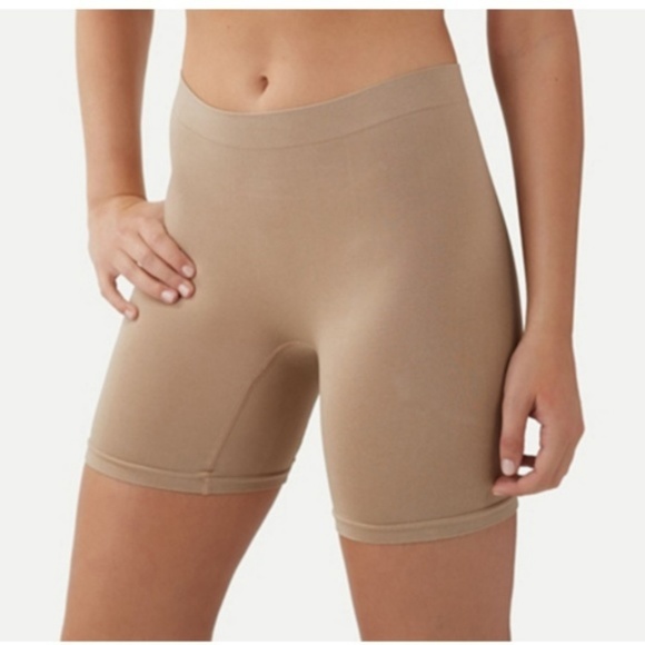 Breezies~Set of 4~Seamless Long Leg Panties - Picture 4 of 4